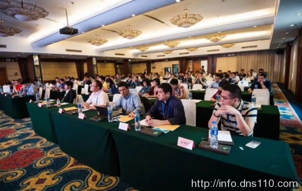 1448万:帝恩思把核心资产DNS.COM域名卖了