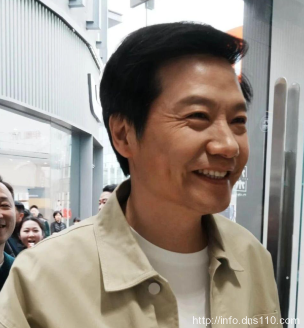 雷军辞任金山云董事长，我们能学到怎么样的创业哲学？